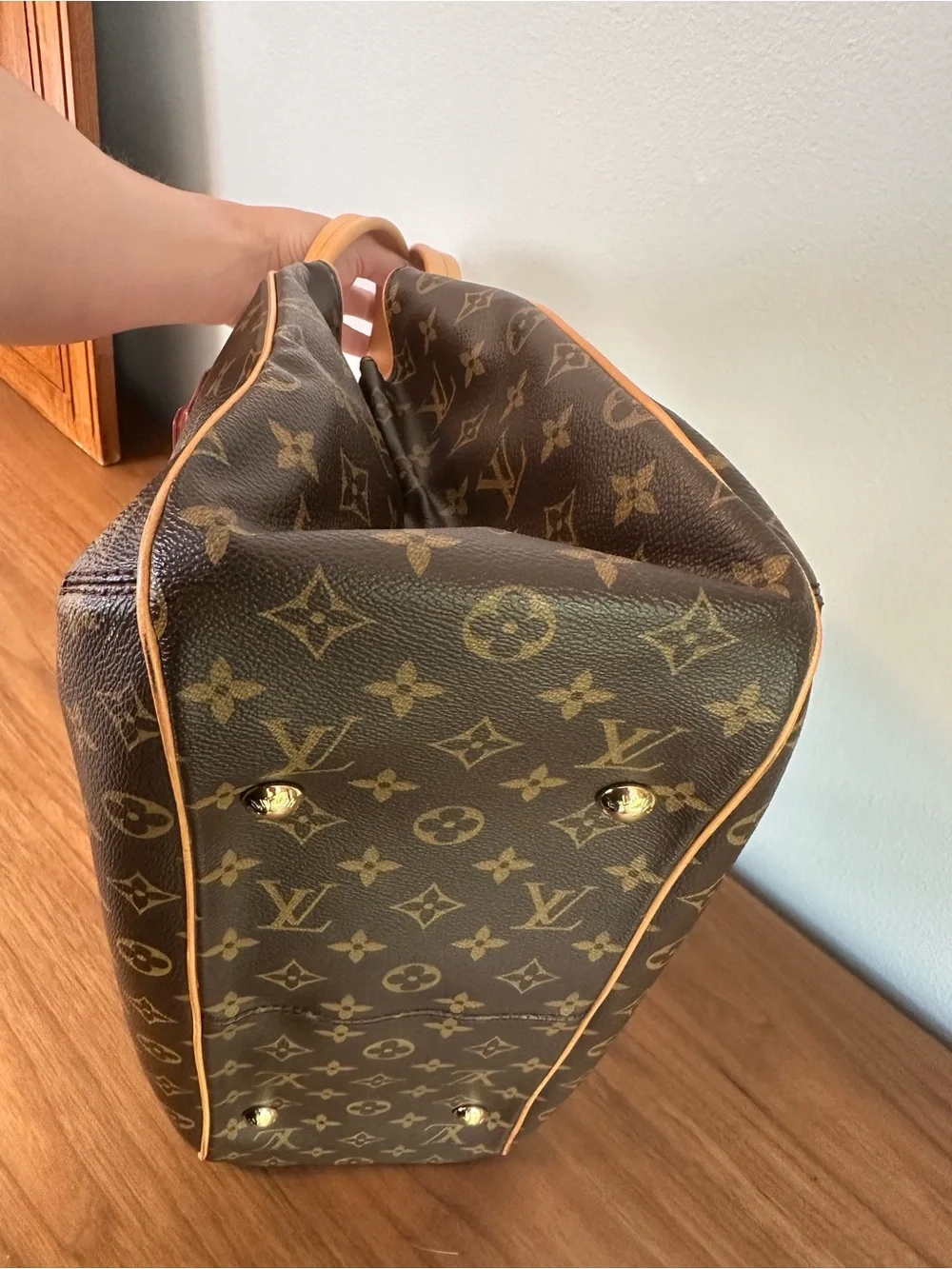 Louis Vuitton classic louis